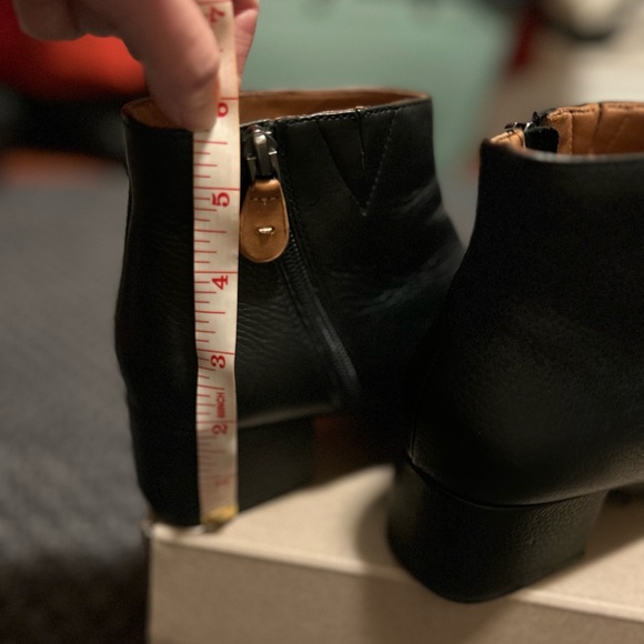 ❌ Gentle Souls by Kenneth Cole Ella bootie - Picture 10 of 10